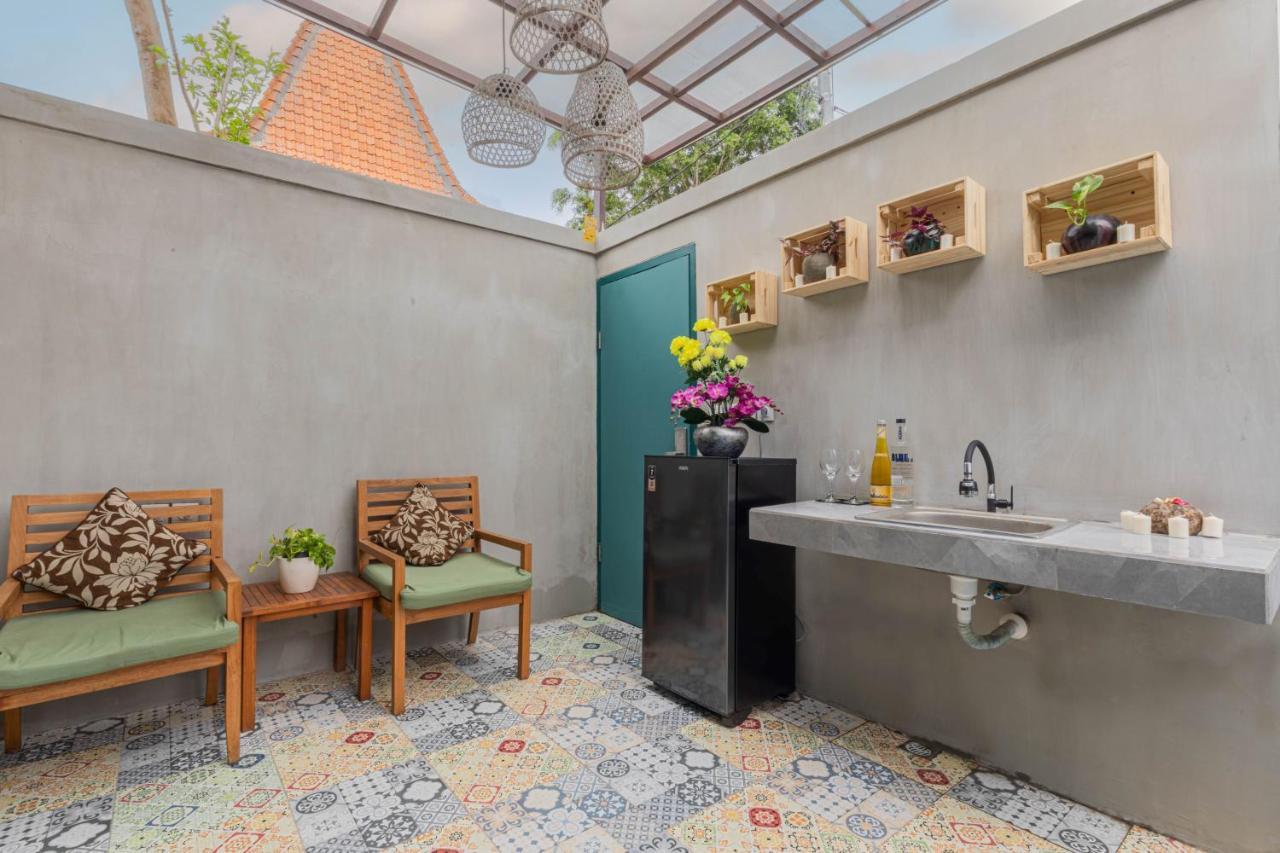 The Reward Villas Kerobokan Семиньяк Экстерьер фото